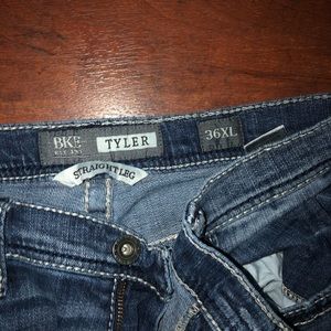 Buckle Jeans